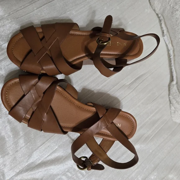Women's Tan Wedge Sandals By Nine West Size 7 1/2. Never Worn!! NWOB! - Picture 3 of 5